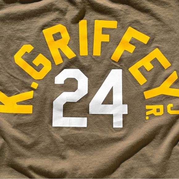 NWT Ken Griffey Jr. Roots of Fight Tshirt - Picture 2 of 4